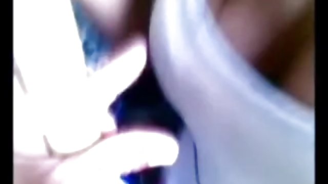 او سبزه فیلم سگسی داغ نشان دادن الاغ دختر سابق