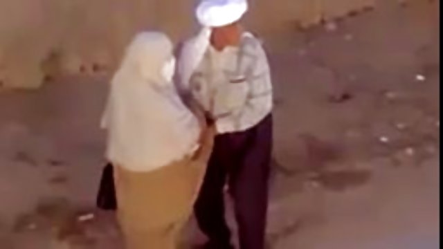 خوردن از خواهر عکس شهوانی سکسی او